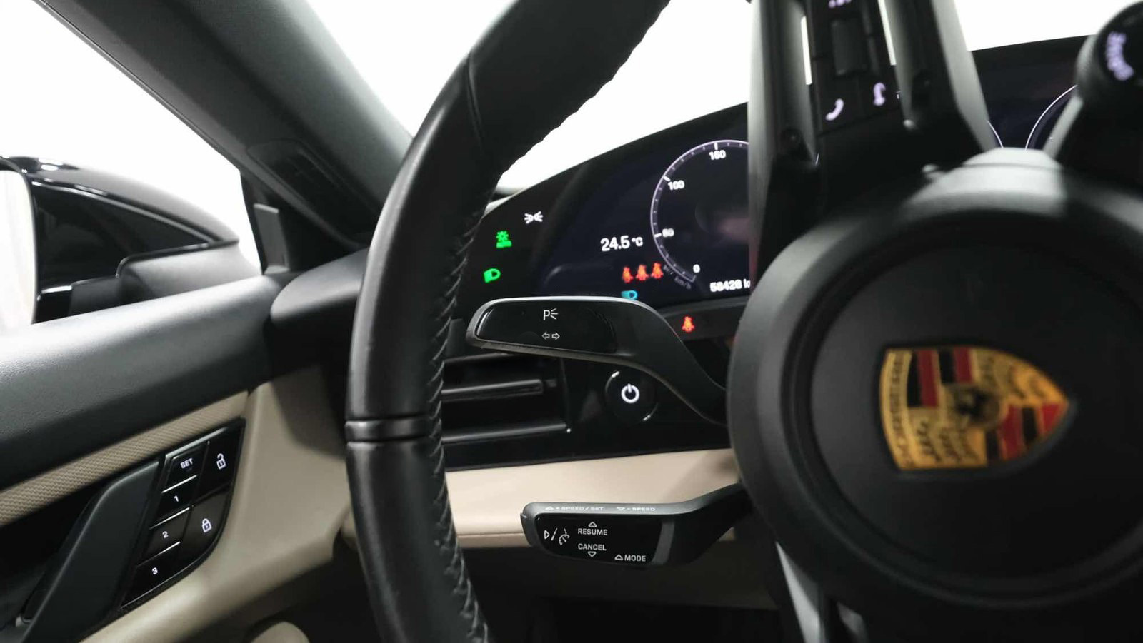 Porsche TAYCAN TURBO S