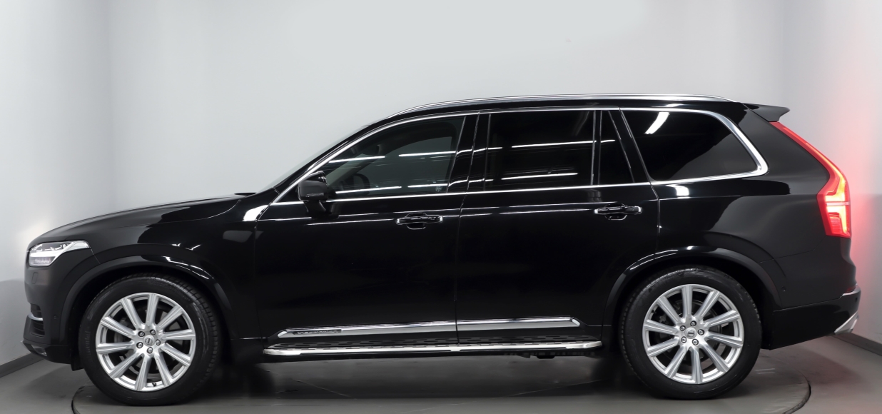 Volvo XC90 2025